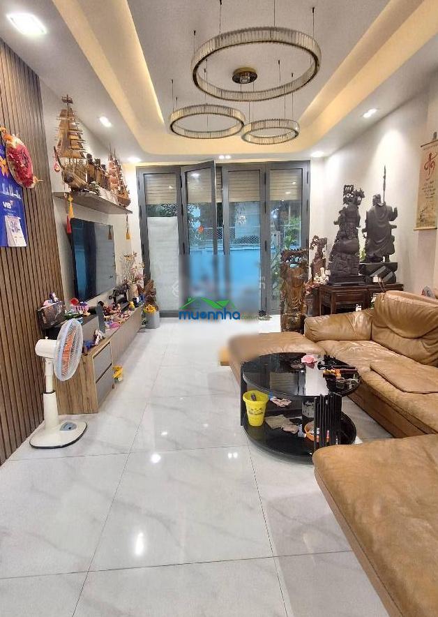 Hẻm thông nguyễn văn linh - trần xuân soạn - xe hơi tới cửa - nhà 4 tầng mới xây - nhỉnh 7 tỷ
