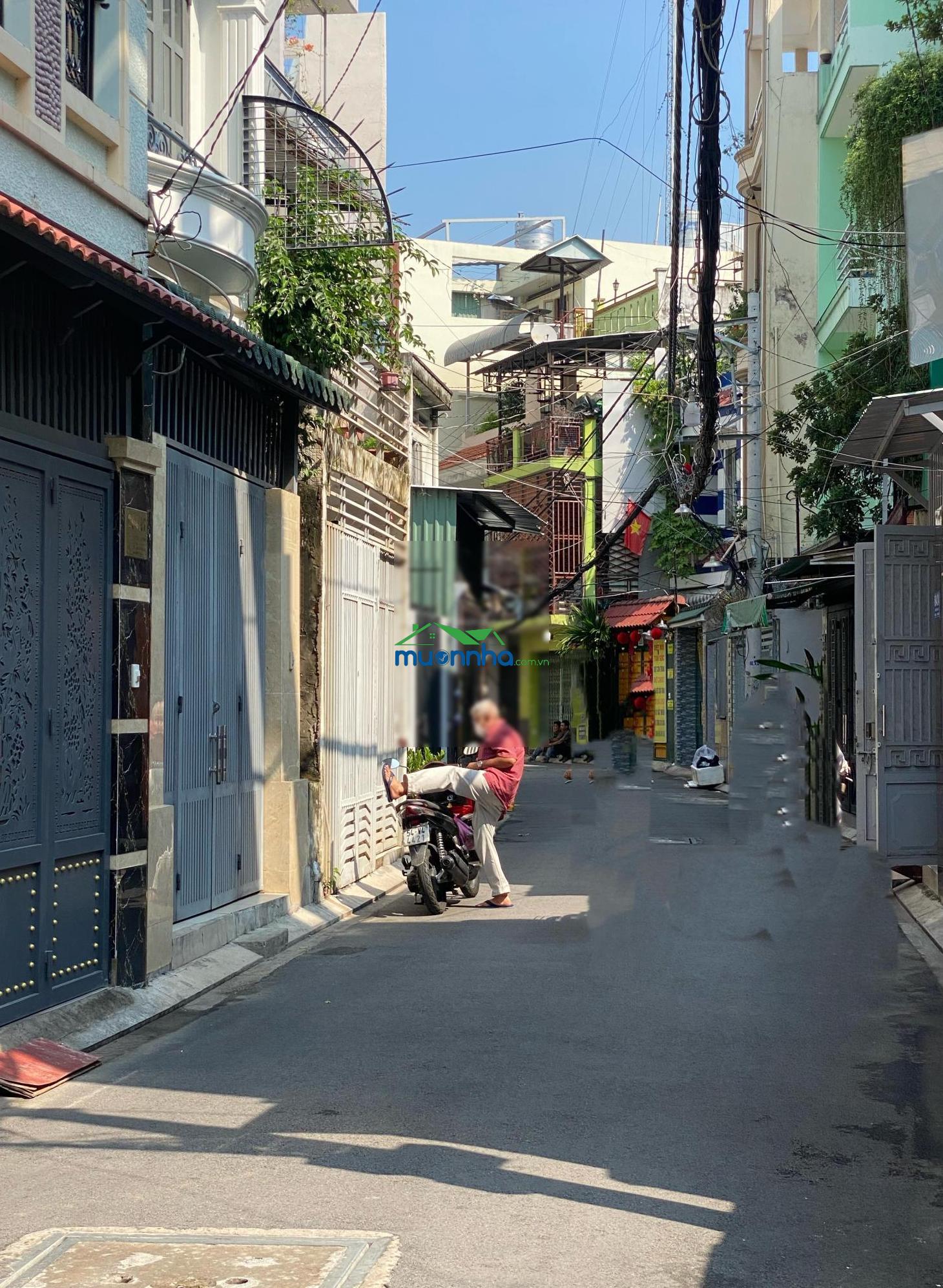 Phú nhuận - 72 m² - nhà hẻm xe hơi - 9,5 tỷ