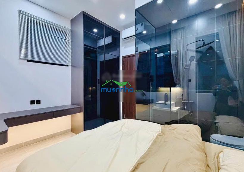 Bán nhà chính chủ giá tốt hùng vương p9 quận 5,giá 3tỷ 7 . dt 75m2 ,có hđ thuê 22 triệu/th, sổ sạch - 4