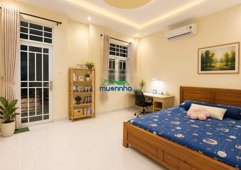 Trung tâm hiệp phú nhà đẹp vào ở ngay- hẻm oto