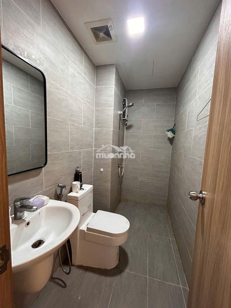 Cho thuê nhanh căn 2pn2wc, có máy lạnh giá 6.5tr lầu trung thoáng mát - 3