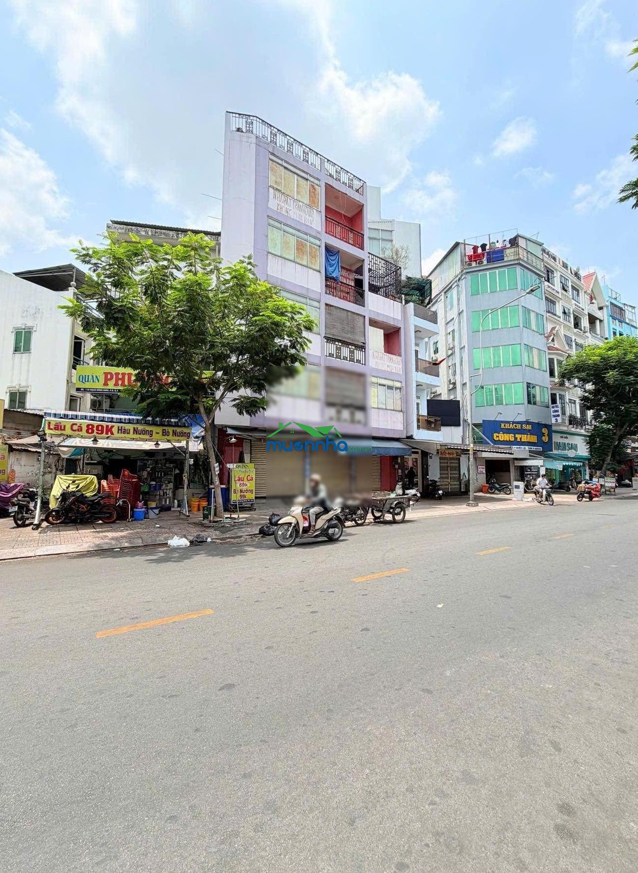 Nhà mới vào ở ngay - 52m2 - ngang chuẩn 4m - hoàn công - hxh lý thuyết - sát mặt tiền - chỉ 7.8 tỷ. - 3