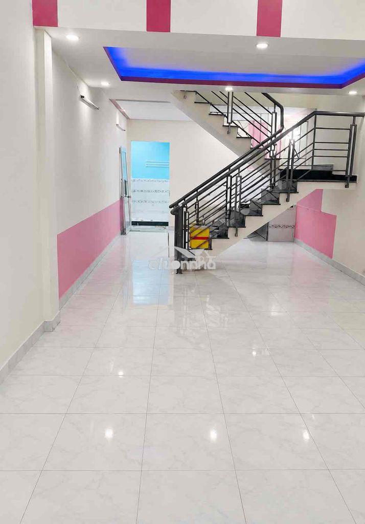 Cho thuê nguyên căn 4mx22m gác lửng hẻm lớn - 3