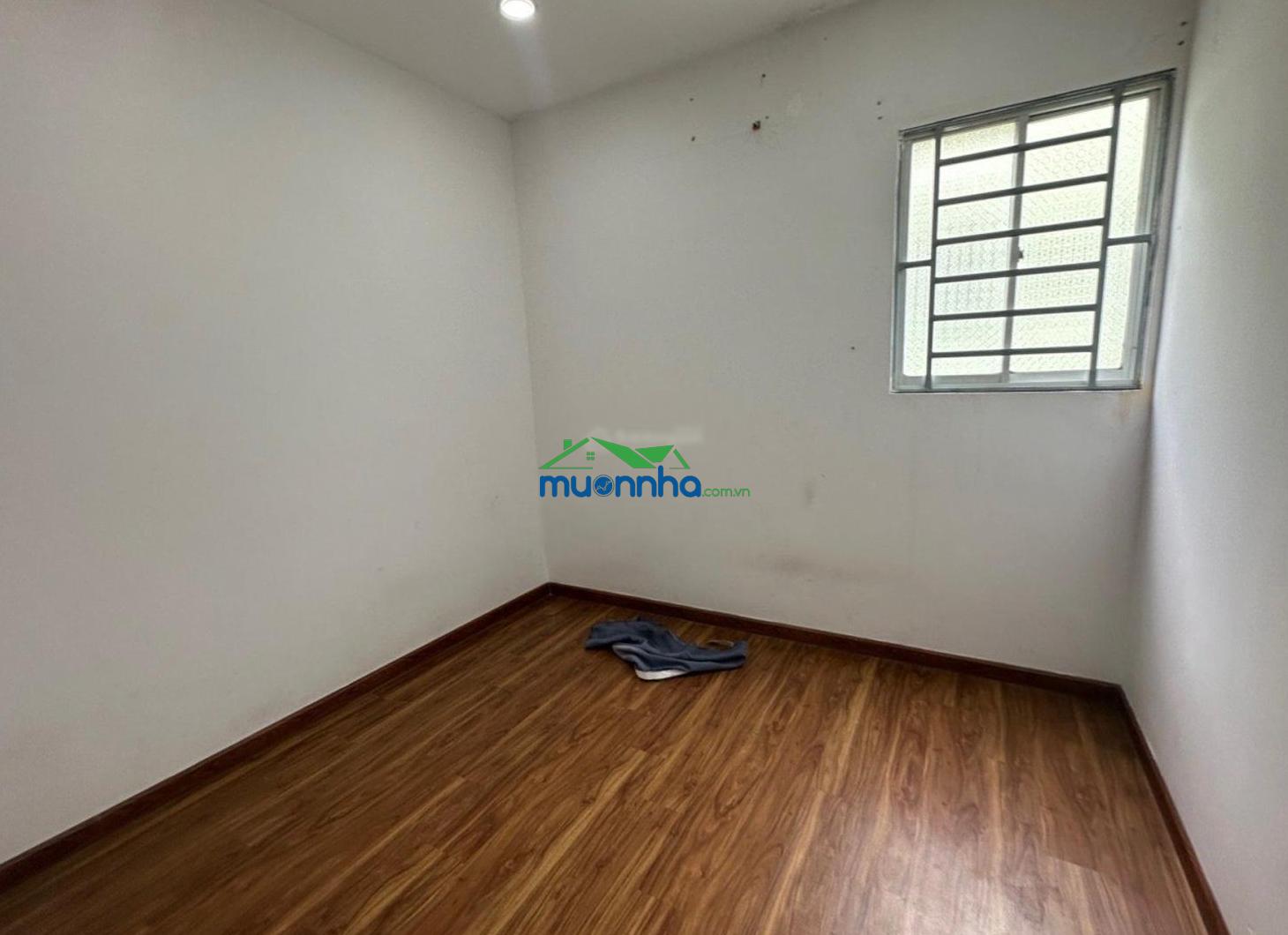 Cô tư bán nhà sát bệnh viện q12, ngang 5m, sổ riêng, trung mỹ tây. nhỉnh 2 tỷ
