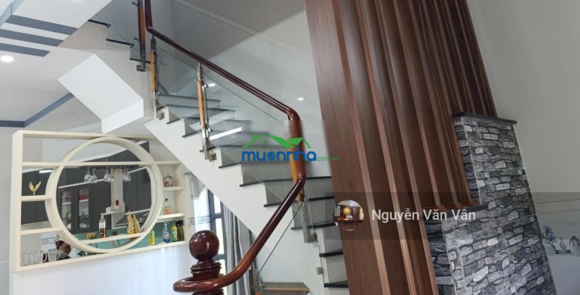 Bán nhà vườn 3 tầng với khuôn viên 569,7m2 đường ô tô 8m thông hoàng phan thái ở gần chợ bình chánh