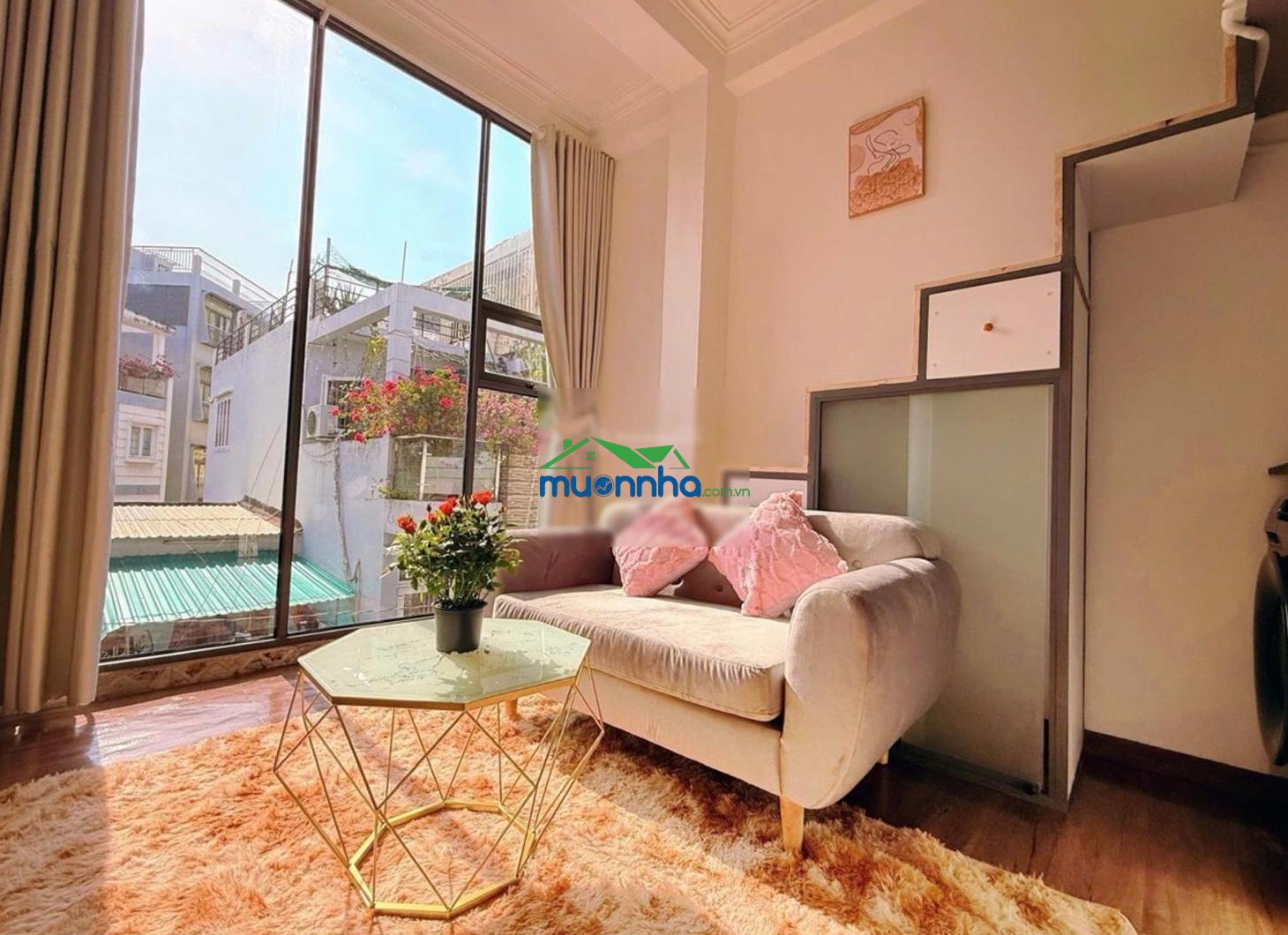 Căn hộ dịch vụ đường đoàn thị điểm, phú nhuận, xe hơi né nhau