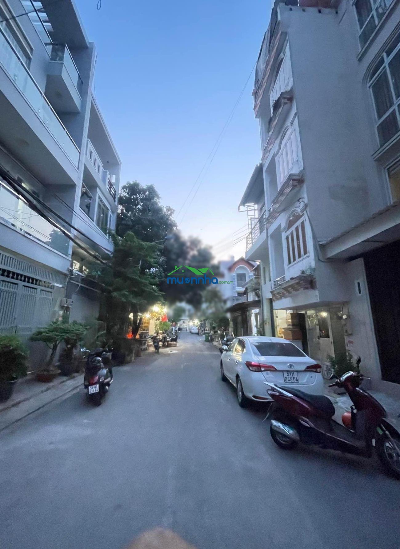 Quận 7 - trần xuân soạn - 2,8 tỷ - hẻm ba gác thông thoáng - ngang 3m - hàng hiếm - 4