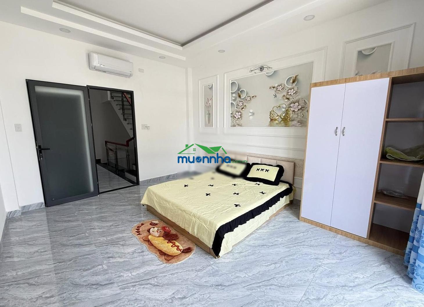 Bán nhà kinh doanh chợ rạch ông, đường âu dương lân, ngang 4m, tặng nội thất có lửng giáp quận 1 - 2
