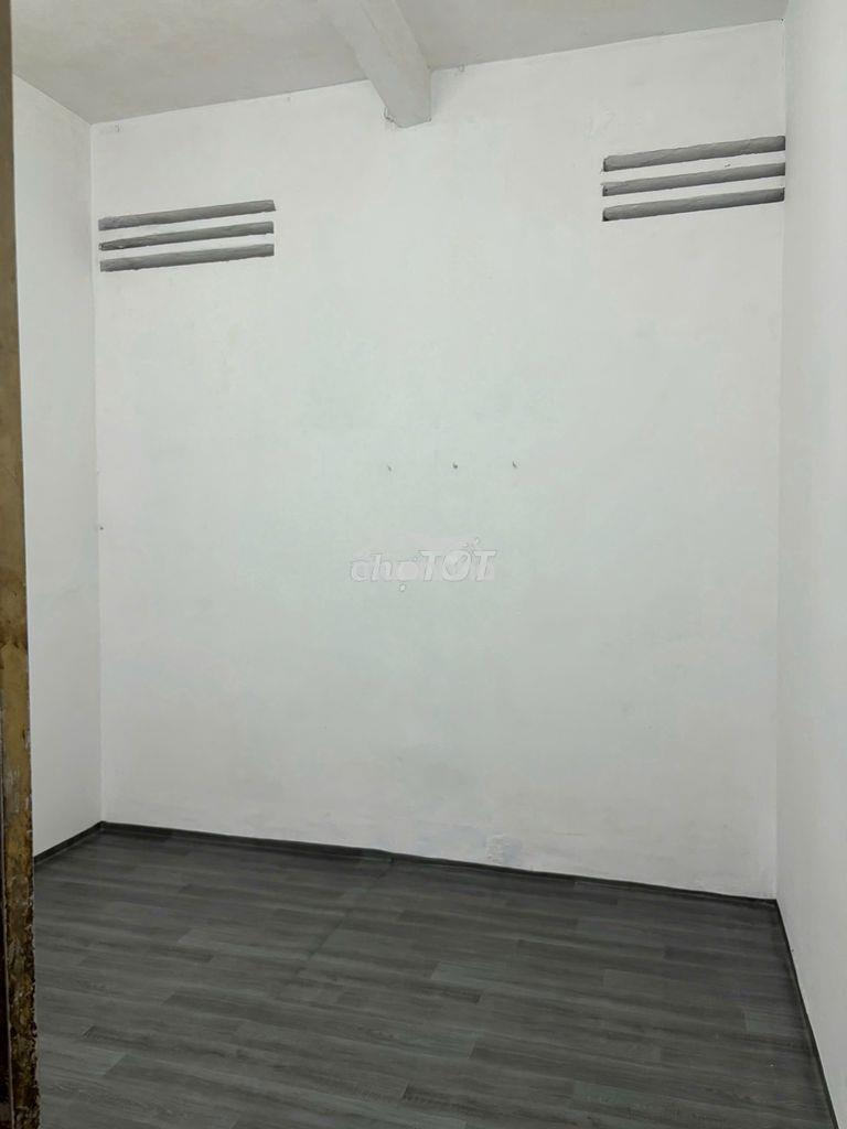 Phòng trọ giá rẻ, giá 1tr5 - 1tr7, hẻm chợ, gần ngã tư hx, an ninh