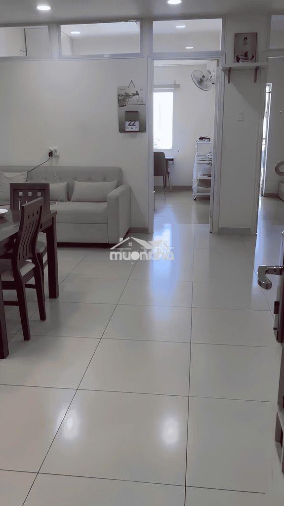 Căn hộ 2pn mặt tiền bến vân đồn quận 4 chính chủ - đầy đủ giấy tờ