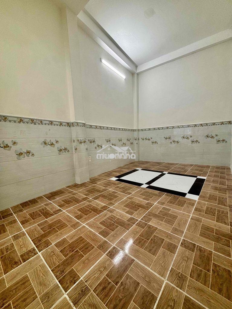 Chính chủ bán nhà 1 trệt 2 lầu đúc kiên cố. cách hẻm xe hơi 10m - 4