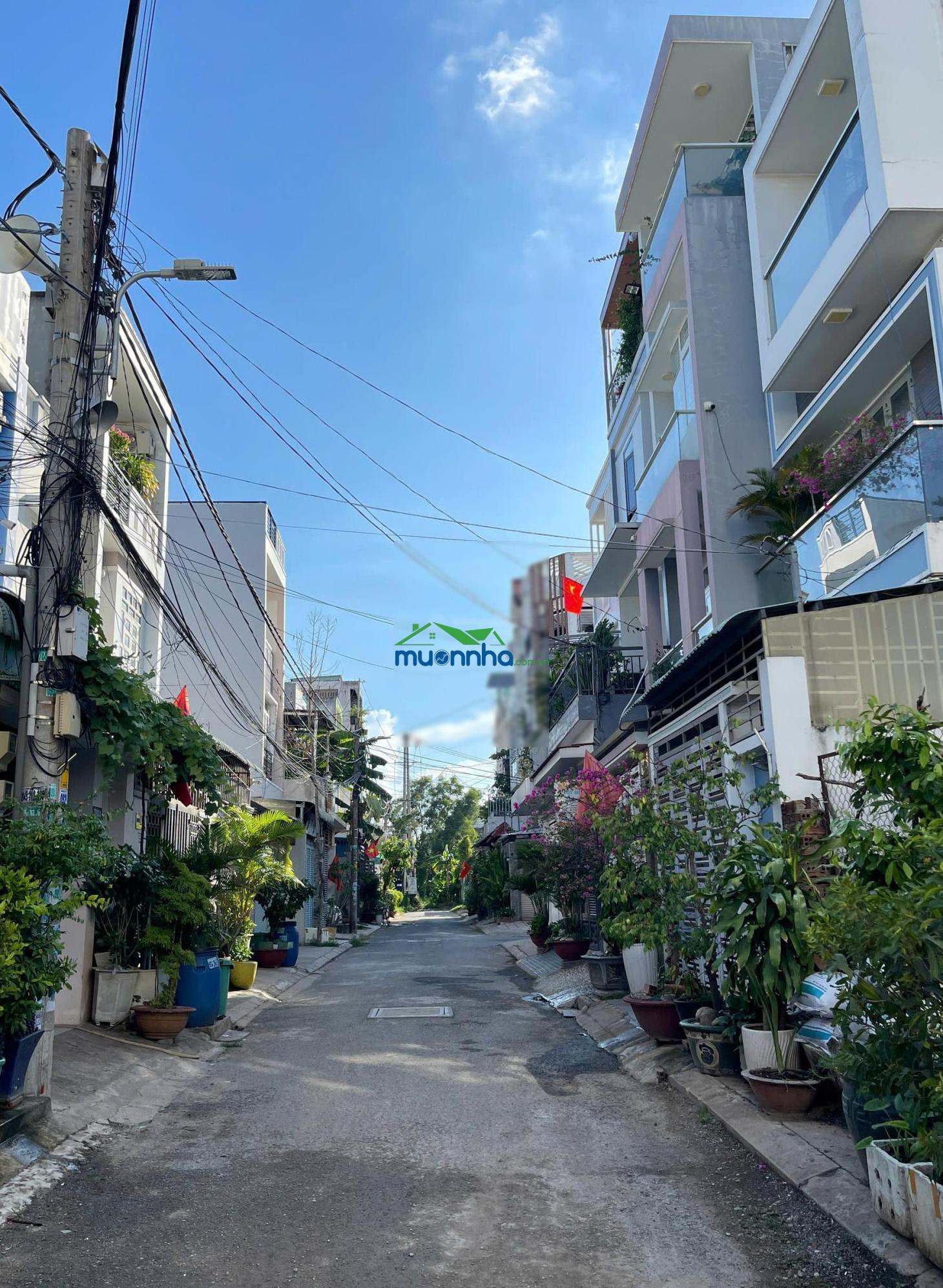 Bán đất ngộp bank chỉ 4,25 tỷ-100m2, ô tô tới nhà ngay nguyễn duy trinh khu đông tăng long