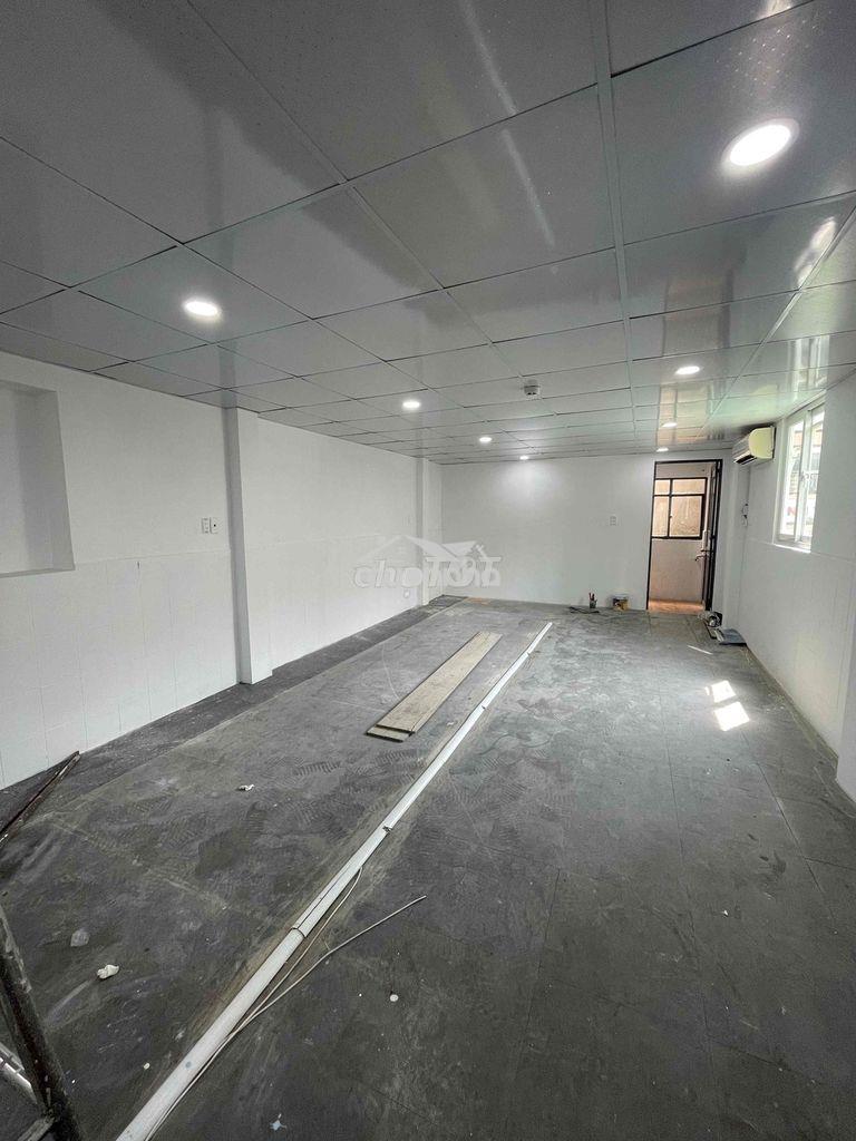 Cho thuê văn phòng mặt tiền lê quốc hưng q4 chính chủ