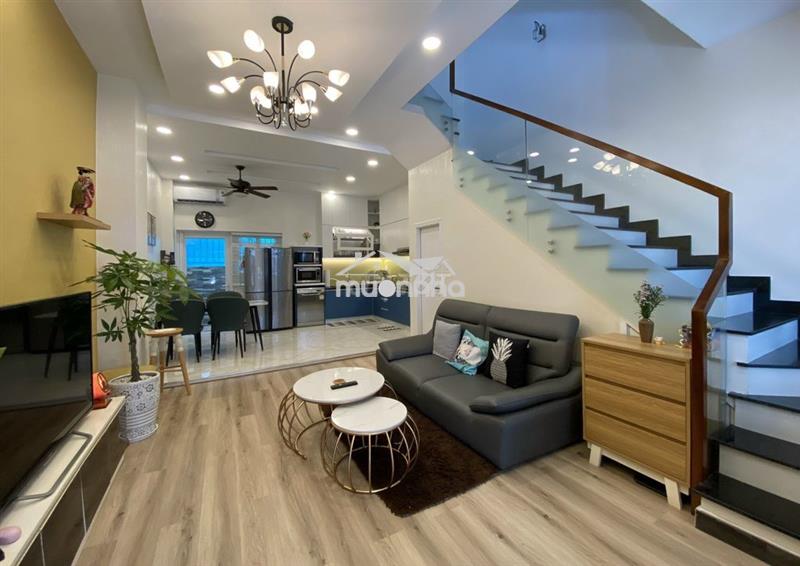 Cho thuê nhà 3 lầu, gara gần khu vực đỗ xuân hợp, cầu năm lý