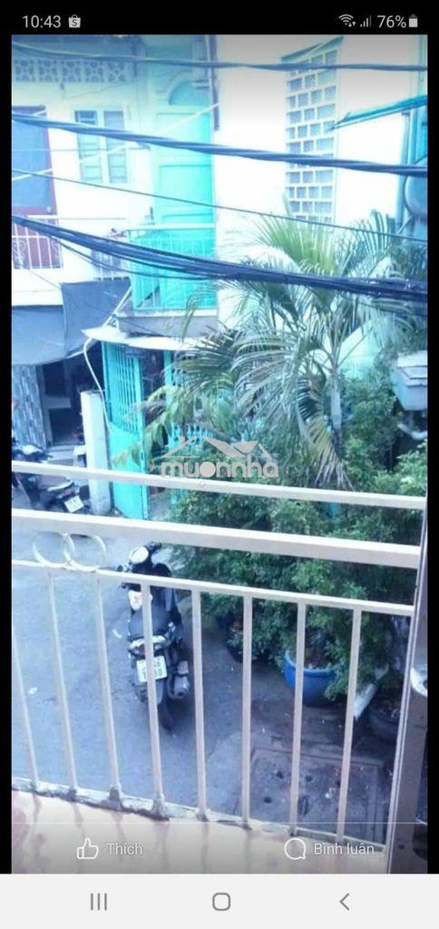 Cho thuê nhà nhỏ riêng biệt bà hom phú lâm quận 6, hẽm xe hơi tới nhà