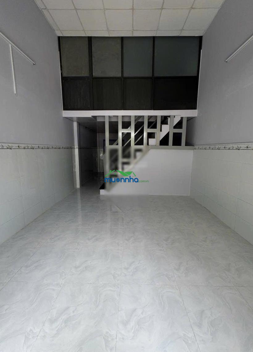 Kẹt tiền bán gấp 3tỷ100 còn bớt- hẻm 7m - 48m2 - ngay ngã tư bốn xã - nhà mới ở ngay - xem là mê - 2