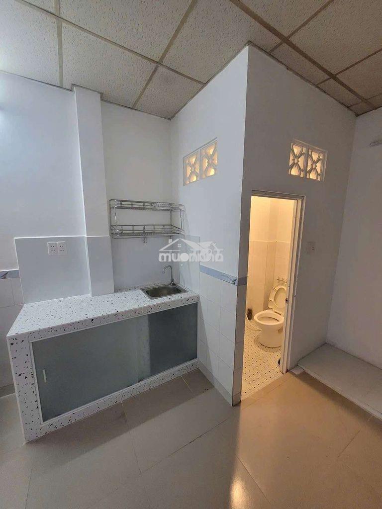 Cho thuê nhà đúc lầu 275/75/ quang trung p10 gv 4 x7 m giá 7tr - 3