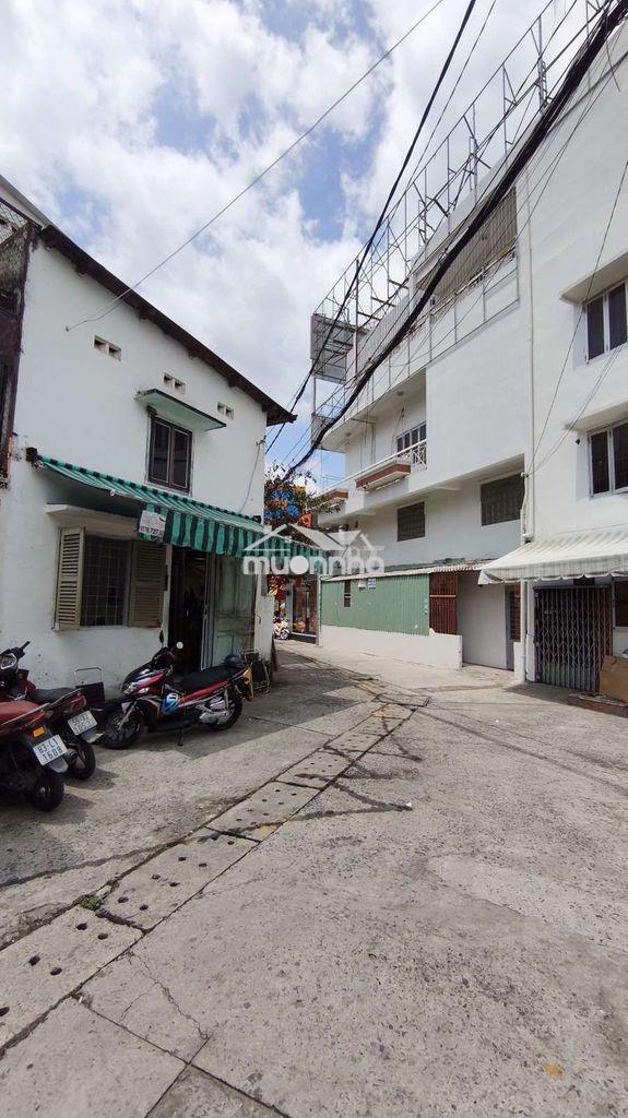 2,2 tỷ - nhà 22m2 hẻm oto,sổ riêng -  đường võ văn ngân - bán nhanh
