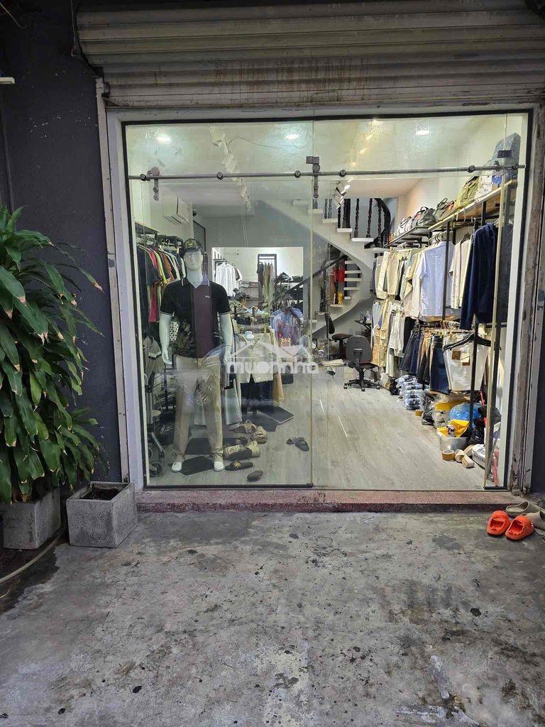 Cho thue nhà _ hẻm trần quang diệu_ quận 3 , kinh doanh sầm uất