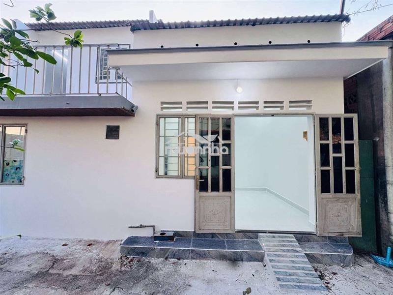 Nhà cấp 4 gác lửng gần chợ đông hòa và làng đại học quốc gia