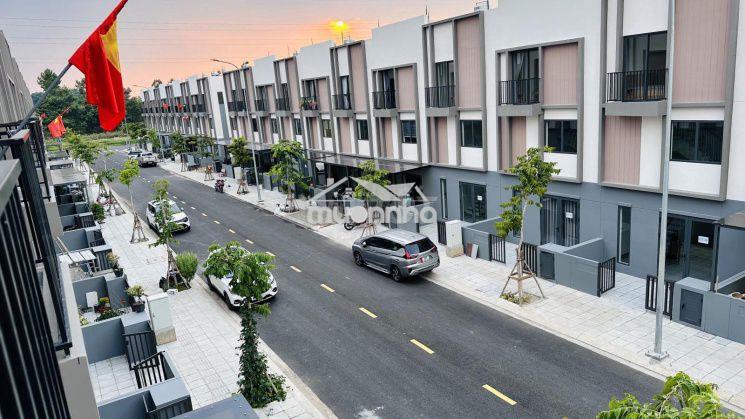 Thuê nhà phố khome newcity 