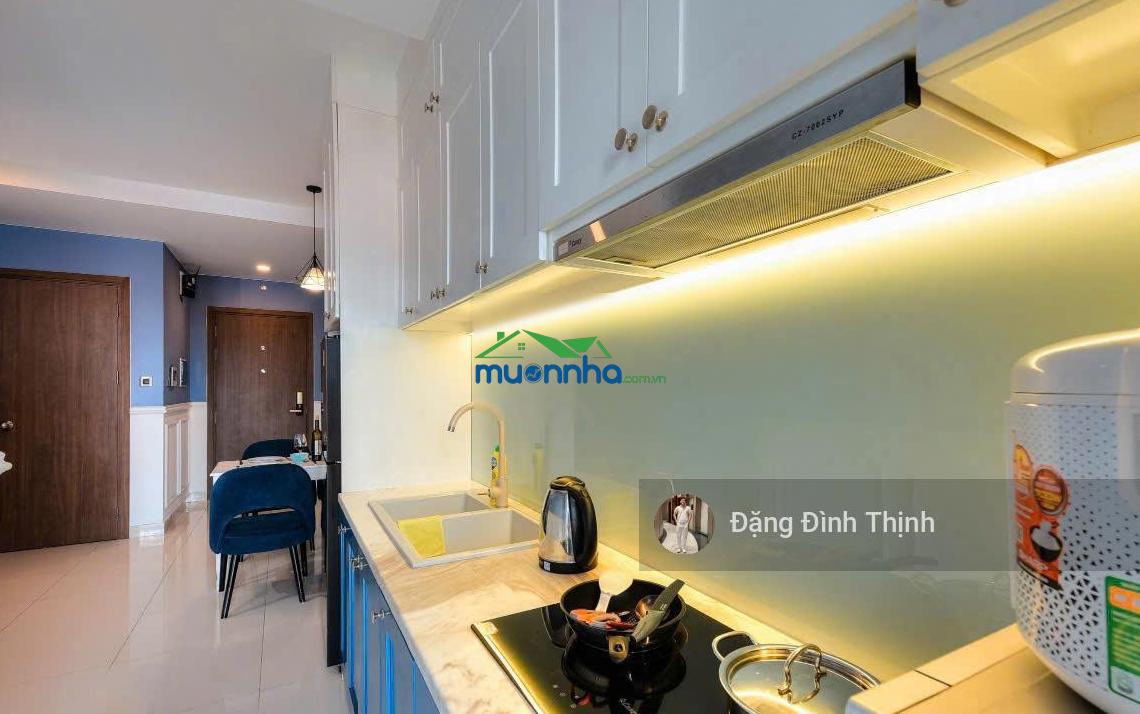 Thuê saigon royal 1pn 50m2 ban công view thoáng ngay bến vân đồn quận 4 sát q1 q3 - lh 0775 924 *** - 2