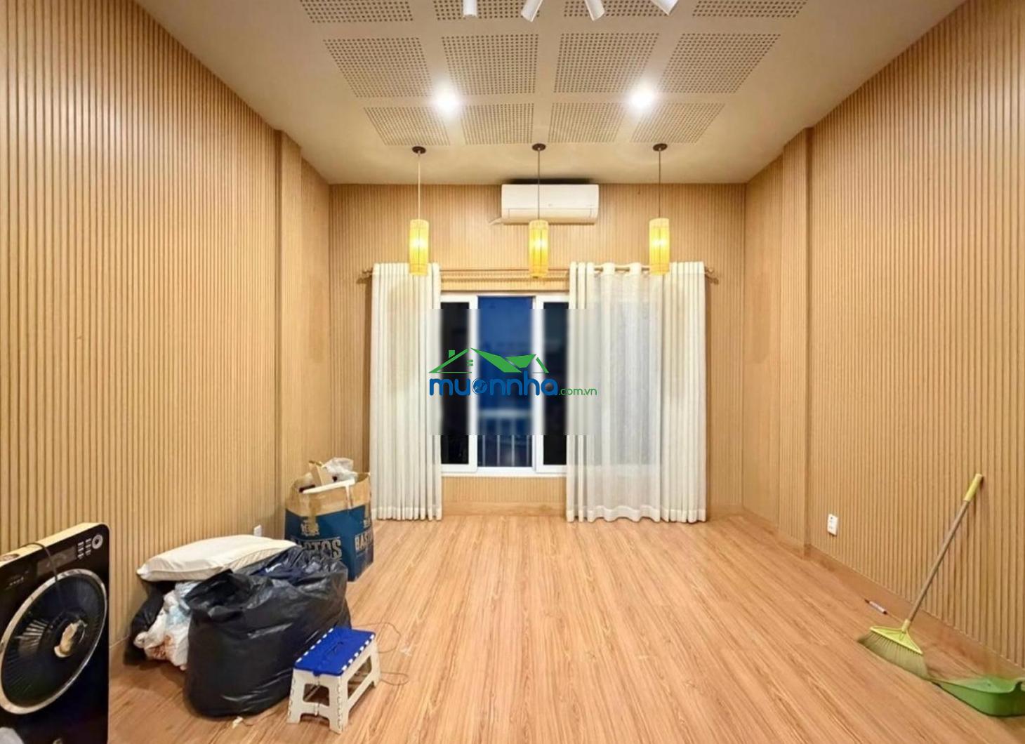 Kế bên quận 1 - nguyễn văn lạc bình thạnh - hẻm một trục sát mặt tiền - 5 tầng - dt 45m chỉ 8.x tỷ - 3
