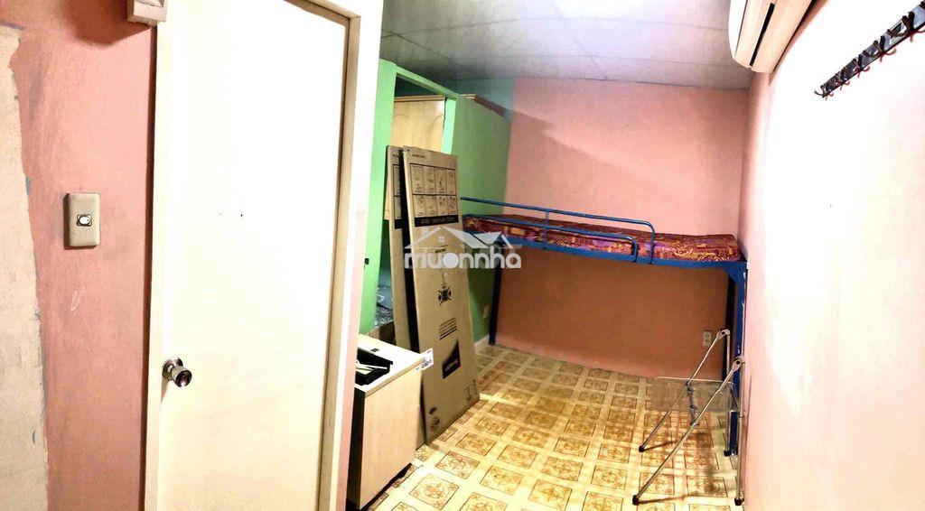 Cho thuê nhà nc trệt lầu full nội thất. nguyễn văn cừ .quận 1 - 3
