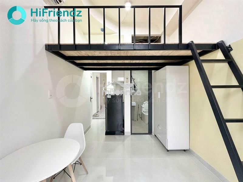Căn hộ full nội thất mới 100% có gác ban công thoáng mát chỉ 3rr8