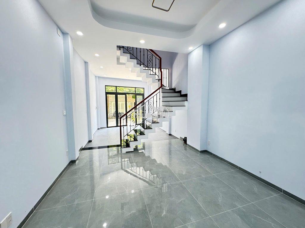 Cần bán nhà đẹp 4 tầng đường tx52 thới an-hẻm xe hơi 8.3m- 5.3 tỷ - 4