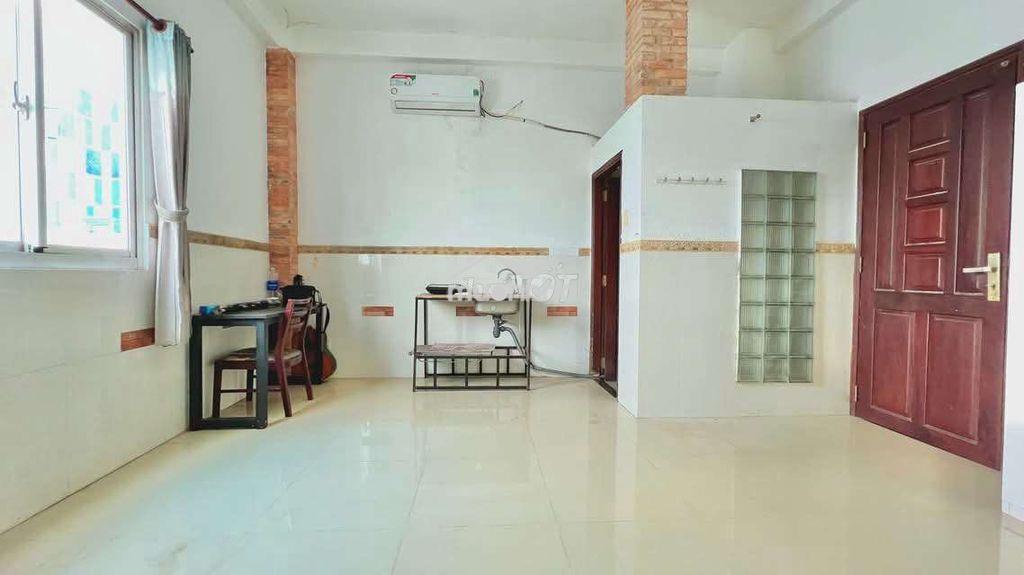 Phòng trọ q3 đầy đủ nội thất - 2