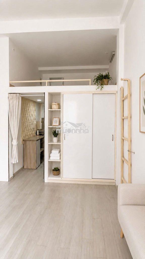 Chính chủ cho thuê phòng có gác, 30m2 tách bếp, trung tâm quận 3 - 4