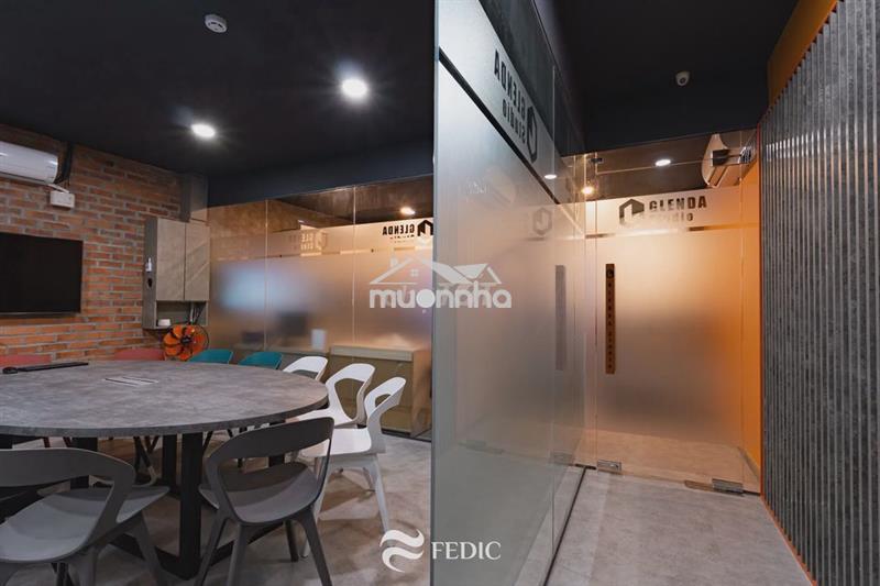 Cho thuê sàn vp mới setup đẹp quận 10, dt 8x31m. giá 35 triệu