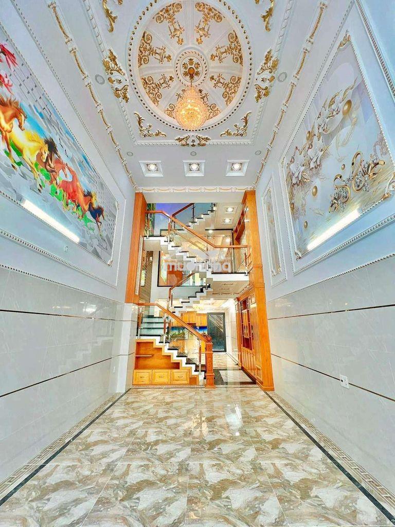 Nhà đẹp y hình 4 x 17 có 5pn 5wc sân thượng 