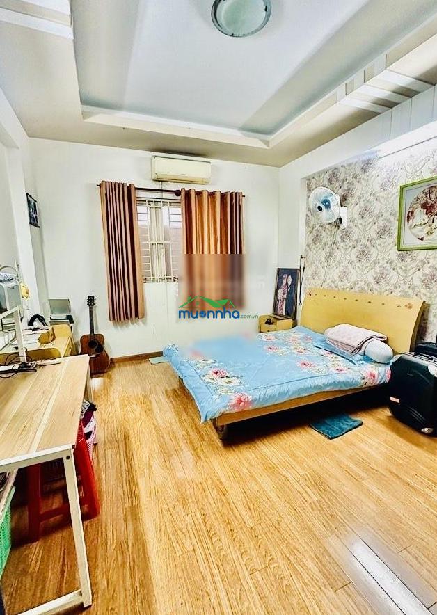 Chủ định cư 7,5 tỷ giảm 6,8 tỷ, 4 tầng, hẻm 6m thông, 65m² (4,2 * 15m), sát trường chinh