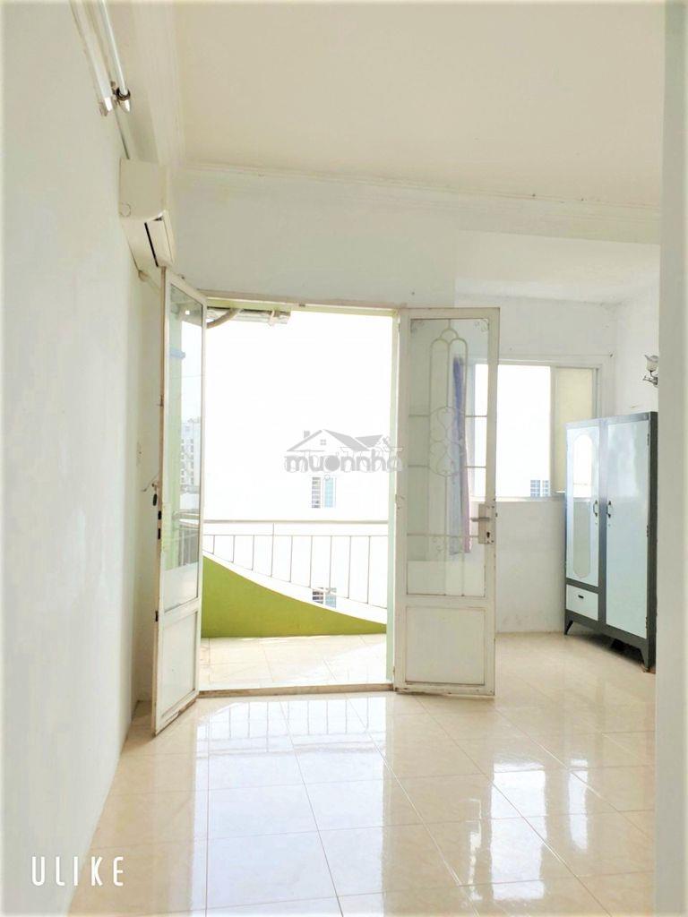 Trọ ban công, cửa sổ lớn, máy lạnh- 156 htp gần kcx tân thuận quận 7