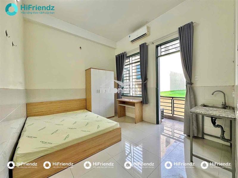 Phòng trọ bancol full nt giá rẻ khu sân bay - đối diện etown