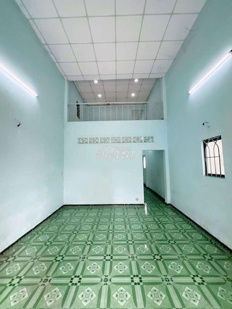 Nhà mới 2phòng,ấp đông,gần sân banh cây sung,,thới tam thôn