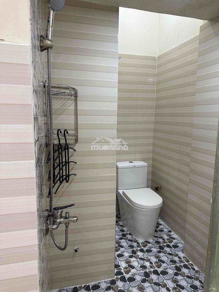 Cho thuê phòng trệt 27 m2 cmt8 quận 10 - 4