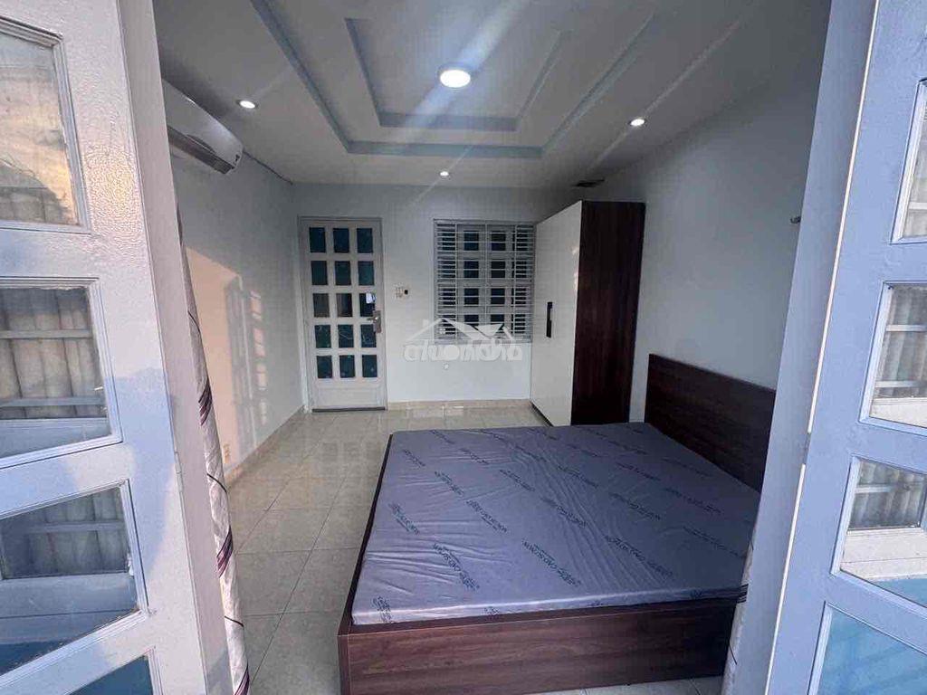 Cho thuê phòng trọ 32m - mặt tiền đường đặng chất p2 q8 -giá từ 4 tr - 2