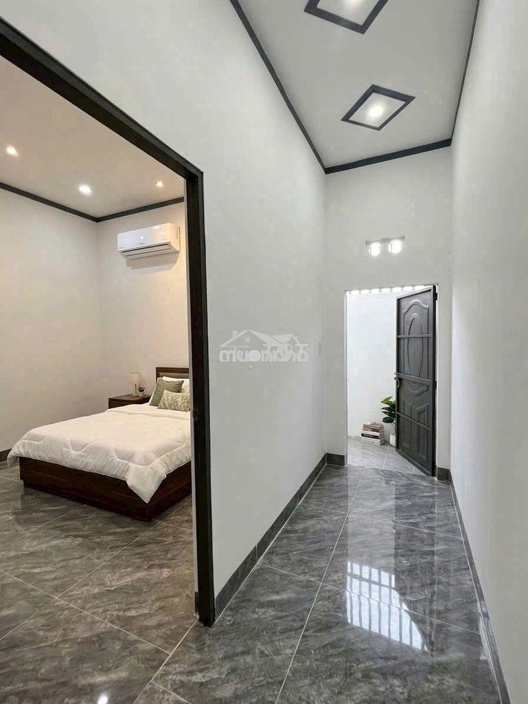 Xuất hiện căn nhà 2 lầu ngay trường lái bửu long 100m2 sổ riêng chỉ650 - 4