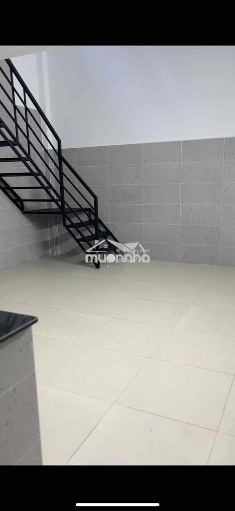 Giá cả đi đôi với chất lượng ạ  da bên em đang có phòng trọ mới xây 10 - 4