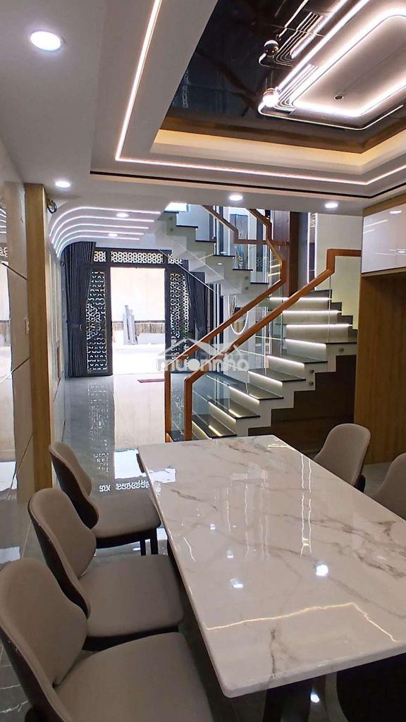 Khu gò xoài, 5 tầng mới, full nội thất, ở ngay