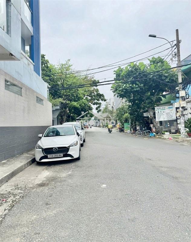 Hxh - hậu giang, q 6 -65m2, số vuông vức - đối diện công viên - 8.3 tỷ