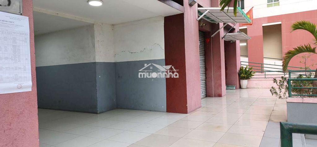 Cho thuê nhà mặt tiền rộng thoáng mát đậu xe hơi thoải mái - 2