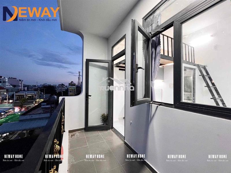 Duplex ban công ngay ngã 4 bốn xã