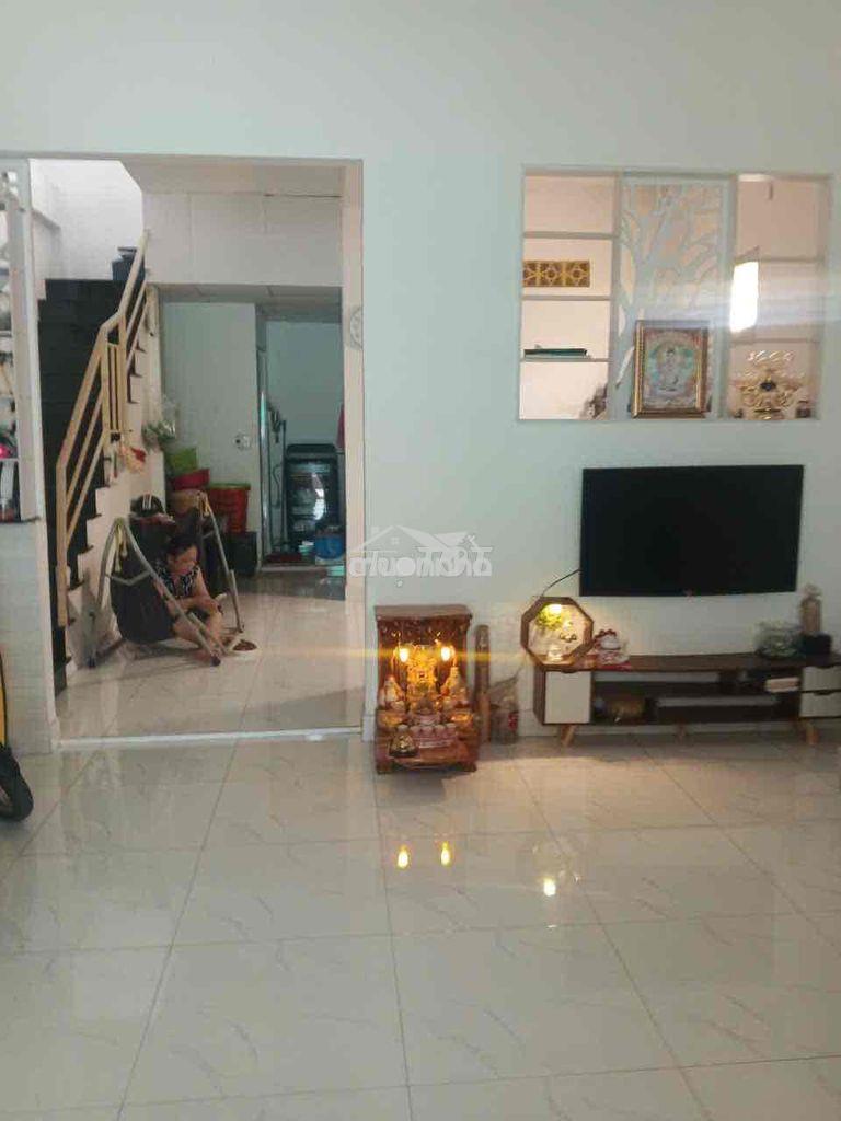 2 mặt tiền hẻm lớn thích quảng đức p5 phú nhuận ngang 4m dài 14m 7tr