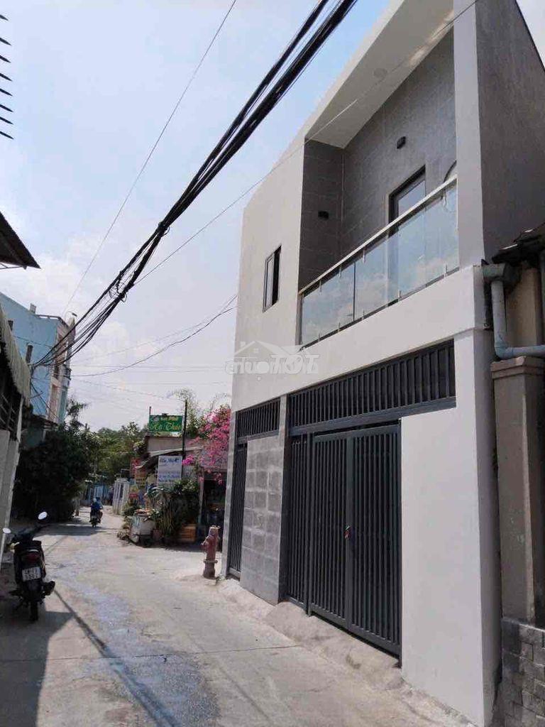 Chủ gởi bán nhà 1 trệt 1 lầu bửu hoà,49m2,3pn,đường xe hơi, thổ cư 100