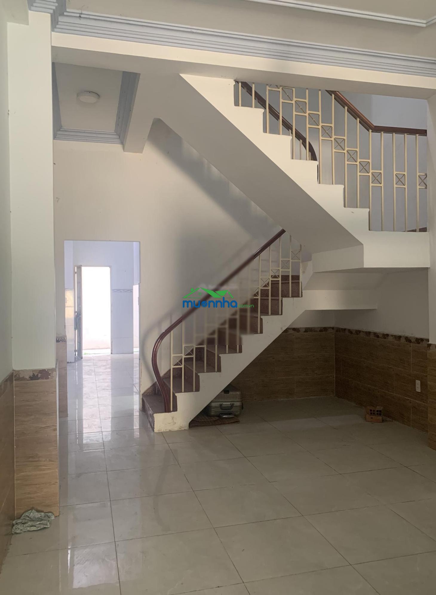 Chính chủ cần bán gấp nhà diện tích 4x20 đường số 9