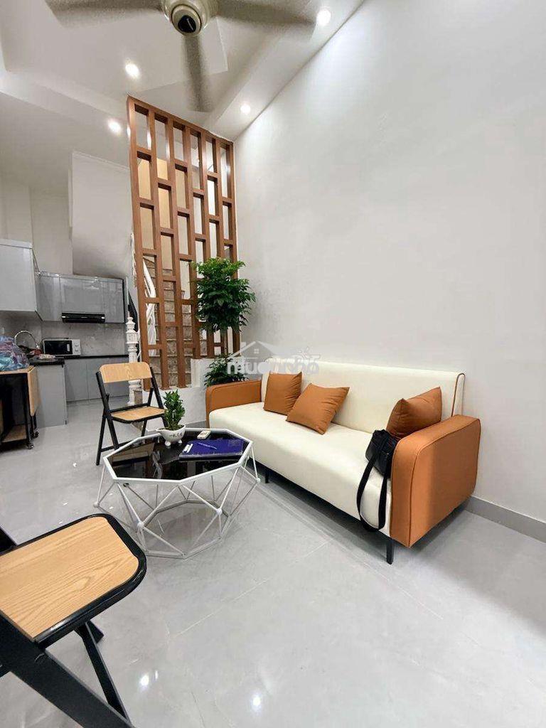 💥💥💐🌹Giá siêu hời căn phố cự lôc 28m2 - 4 tầng - nhà đẹp -phố víp🌹🌹🌹💥